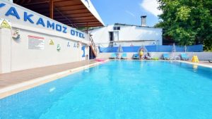 YAKAMOZ OTEL ÇUĞRA